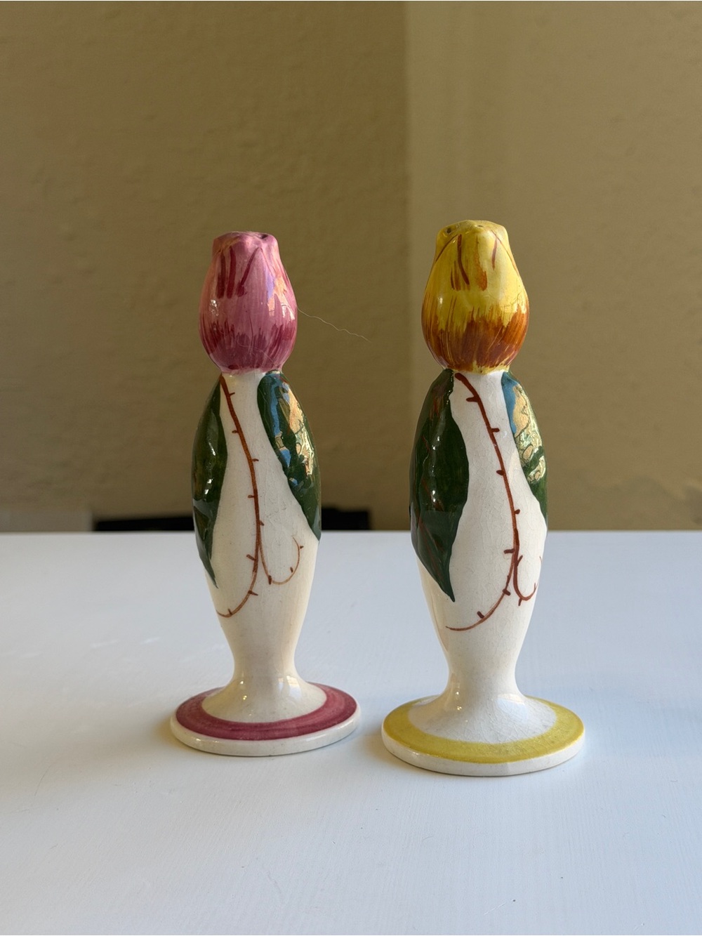 Vintage Ceramic Flower Bud Salt & Pepper Shakers Pink Yellow Tulip Floral MCM